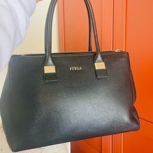 Furla shoulder bag.